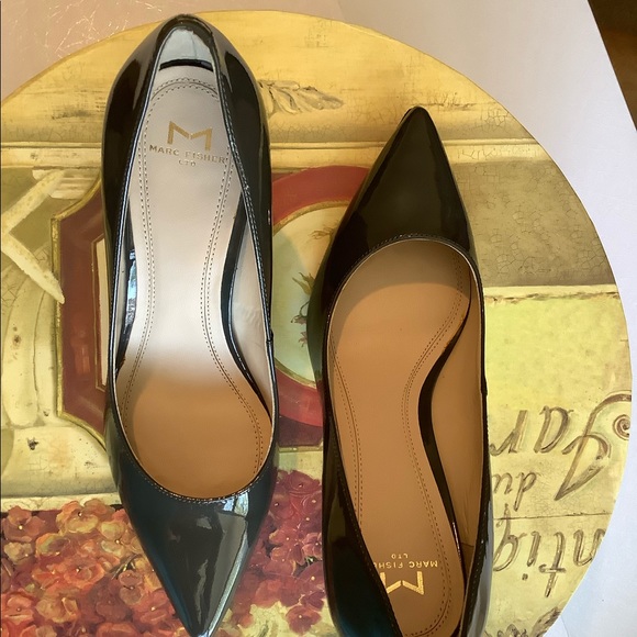 Marc Fisher LTD Zala block heel pointy toe pump - Picture 10 of 15